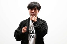 映画「万事快調〈オール・グリーンズ〉」の舞台挨拶に登壇した監督の児山隆