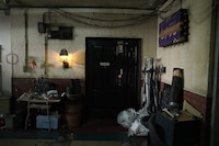 Netflixシリーズ「九条の大罪」メイキングカット