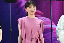 「ミステリー・アリーナ」の完成披露試写会にて、サンゴ役の三浦透子