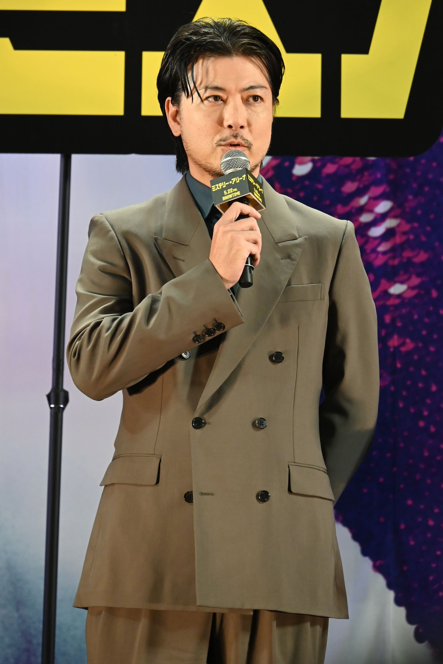 「ミステリー・アリーナ」の完成披露試写会にて、レジェンド役の玉山鉄二