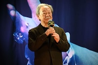 「ミステリー・アリーナ」の完成披露試写会にて、原作者の深水黎一郎