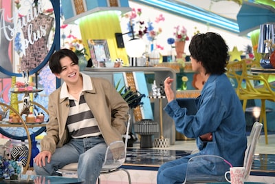 TBS系トーク番組「A-Studio+」4月24日放送回の様子。左から宮近海斗、藤ヶ谷太輔