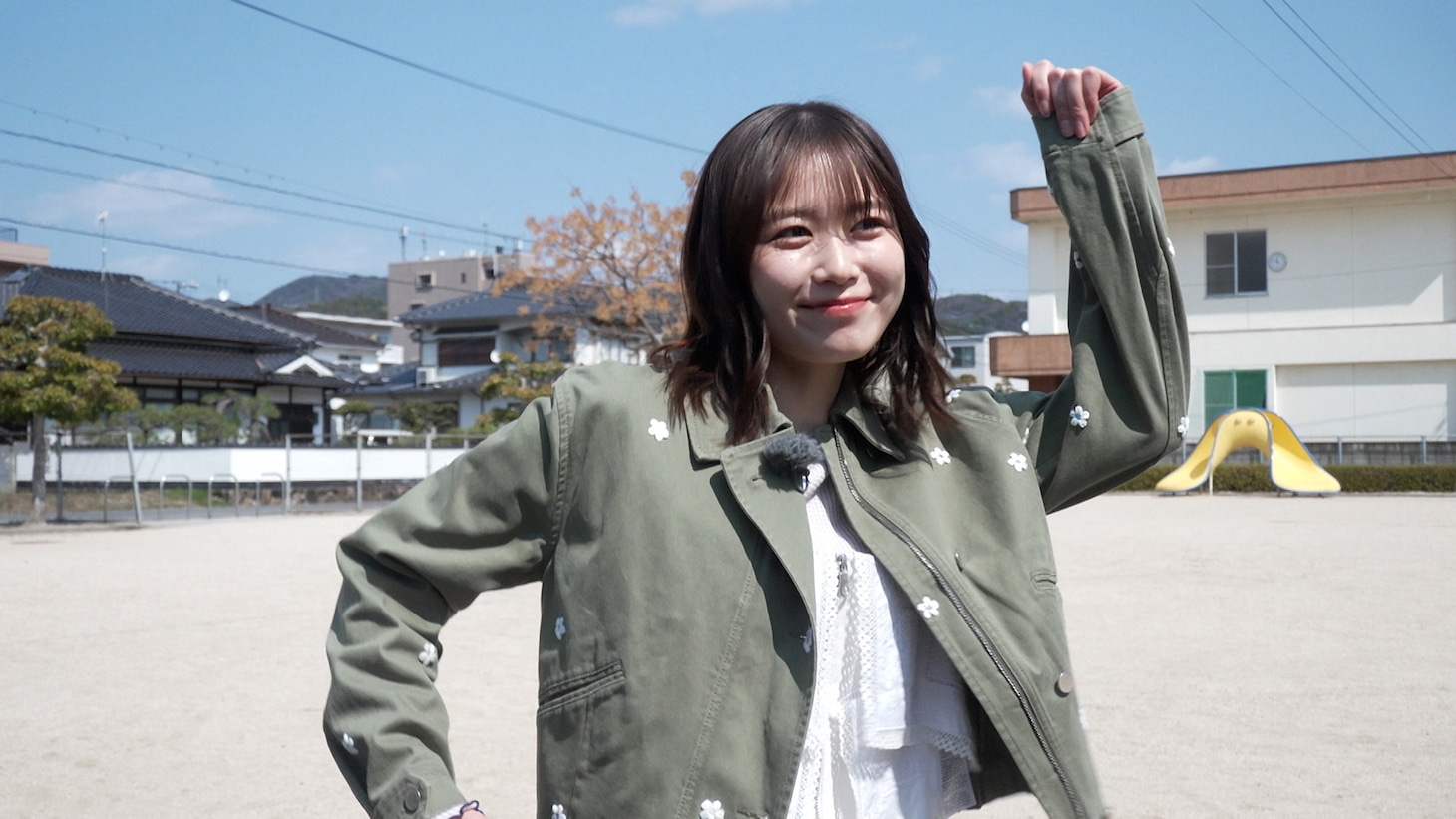 NHK Eテレ「沼にハマってきいてみた」4月25日放送回「自分で作る！効果音沼」より、リポーターの丹生明里。“ハマったさん”に密着する