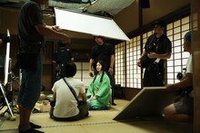 映画「黒牢城」撮影現場にて、荒木村重の妻・千代保役の吉高由里子