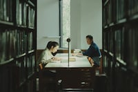 「深く静かな場所へ」（原題「深度安靜」）場面写真 ©風起娛樂