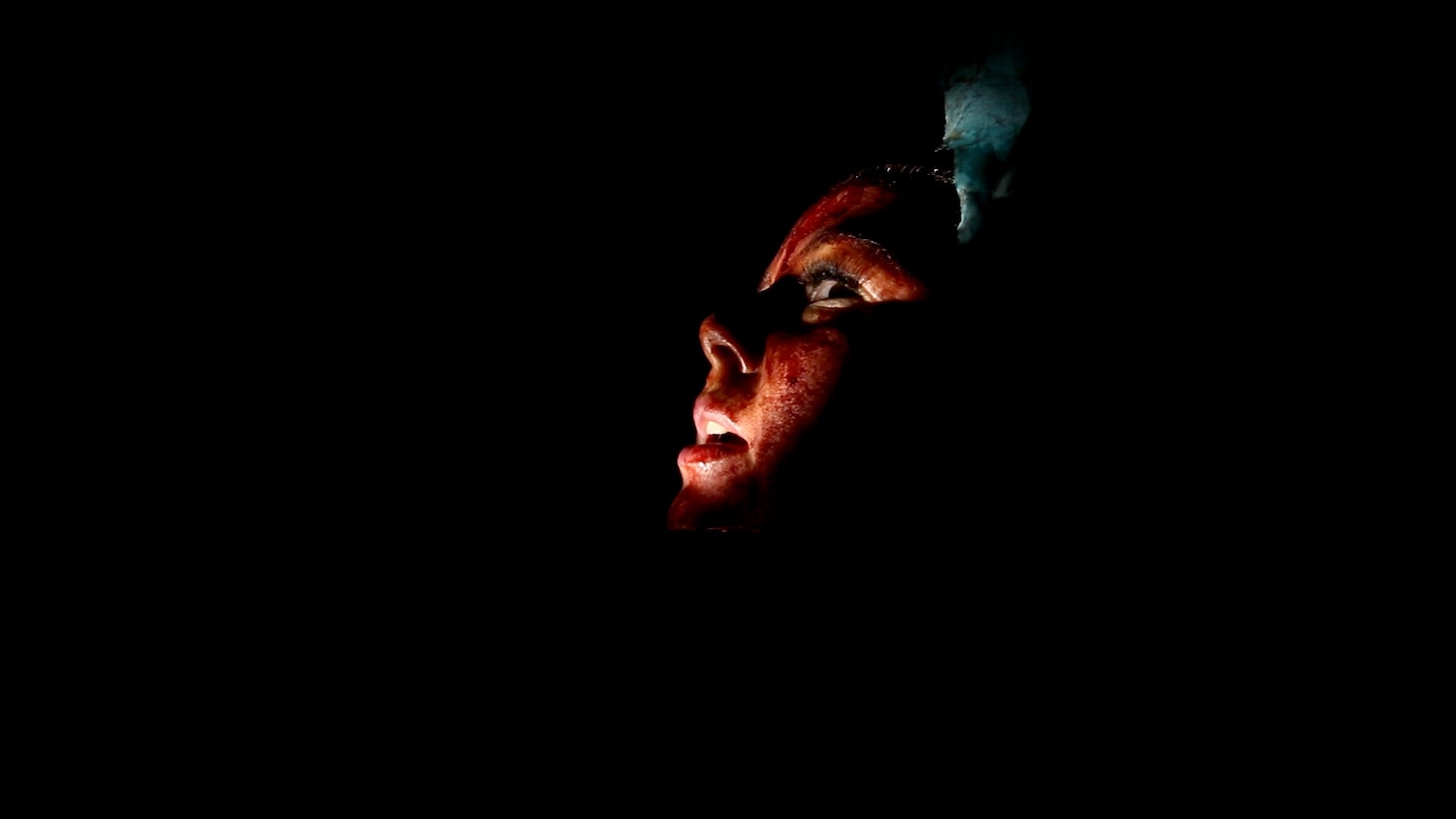 全米で途中退場者が続出…砂漠で起こる不可解な現象描くホラー「アウトウォーターズ」公開