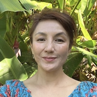 「ウルトラマンティガ」ヤナセ・レナ役の吉本多香美