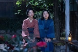 連続テレビ小説「風、薫る」より、左から見上愛演じる一ノ瀬りん、上坂樹里演じる大家直美