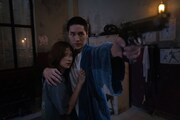 「愛しのアサシン」場面写真。5月7日にNetflixで独占配信される