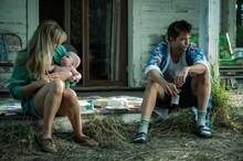 出産きっかけに孤独に…ジェニファー・ローレンス「DIE MY LOVE」新写真
