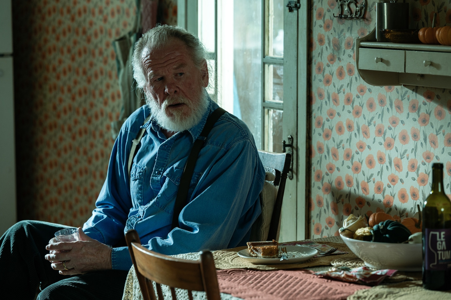 映画「DIE MY LOVE／ダイ・マイ・ラブ」場面写真