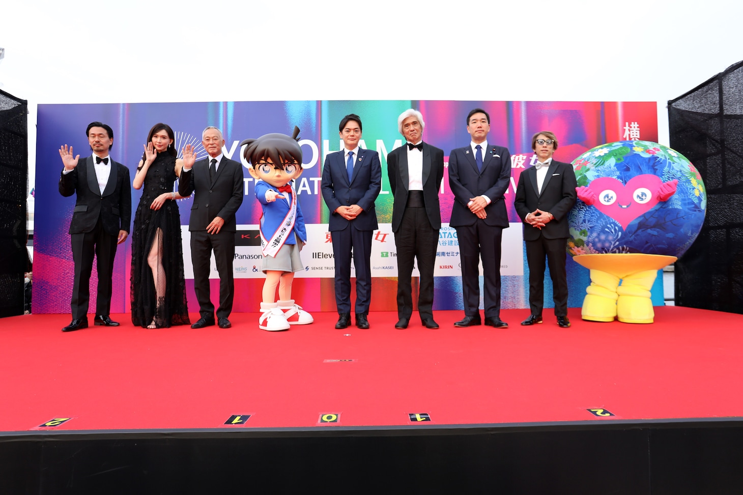 第4回横浜国際映画祭レッドカーペットイベントの様子