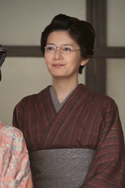 連続テレビ小説「風、薫る」より、梅岡看護婦養成所のメンバー・泉喜代（演：菊池亜希子）
