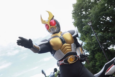映画「アギト—超能力戦争—」津上翔一が変身した仮面ライダーアギト