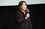 「未来」公開記念舞台挨拶に登壇した湊かなえ