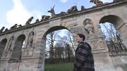 「美女と野獣と鏡獅子 尾上右近のフランス謎解き旅」より
