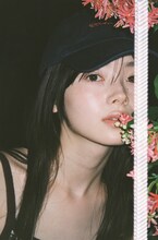 南琴奈がタイのビーチでリラックス、20歳の誕生日前日に写真集「水光」発売