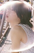 南琴奈の写真集「水光 南琴奈」先行カット（撮影：松岡一哲）