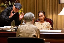 細木数子を突き動かす欲望…戸田恵梨香主演のNetflixシリーズ「地獄に堕ちるわよ」新映像