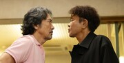 Netflixシリーズ「俺のこと、なんか言ってた？」で共演した役所広司（左）と濵田雅功（右）