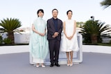 左から松たか子、深田晃司、石橋静河 ©Kazuko WAKAYAMA