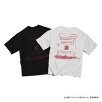 Behind the Scenesと「ベイビーわるきゅーれ」のコラボTシャツ背面。「BTS-BA-00」（左）と「BTS-BA-01」（右）