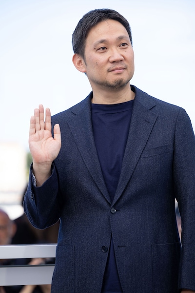 「急に具合が悪くなる」第79回カンヌ国際映画祭フォトコールにて、監督の濱口竜介 ©︎Kazuko WAKAYAMA
