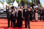 「箱の中の羊」第79回カンヌ国際映画祭レッドカーペットの様子。左から大悟、桒木里夢、綾瀬はるか、是枝裕和 ©︎Kazuko WAKAYAMA