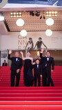 「箱の中の羊」第79回カンヌ国際映画祭レッドカーペットの様子。左から是枝裕和、綾瀬はるか、桒木里夢、大悟 ©︎Kazuko WAKAYAMA