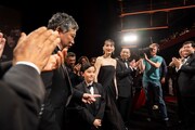 「箱の中の羊」第79回カンヌ国際映画祭 公式上映の様子。左から是枝裕和、綾瀬はるか、桒木里夢、大悟 ©︎Kazuko WAKAYAMA