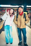 「福山市に帰ってみた」より、左から杉本マイカ役の青島心、高橋シゲオ役の大迫茂生