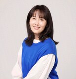 福本莉子主演のNHK BSプレミアムドラマ「勿忘草の咲く町で ～安曇野診療記～」で美琴の母・月岡里美を演じる富田靖子