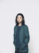 小池栄子演じるフジテレビ系ドラマ「さよならノワール」の主人公・黒木夏海。上司の失踪という過去を抱えながら犯罪被害者支援の仕事に就いている