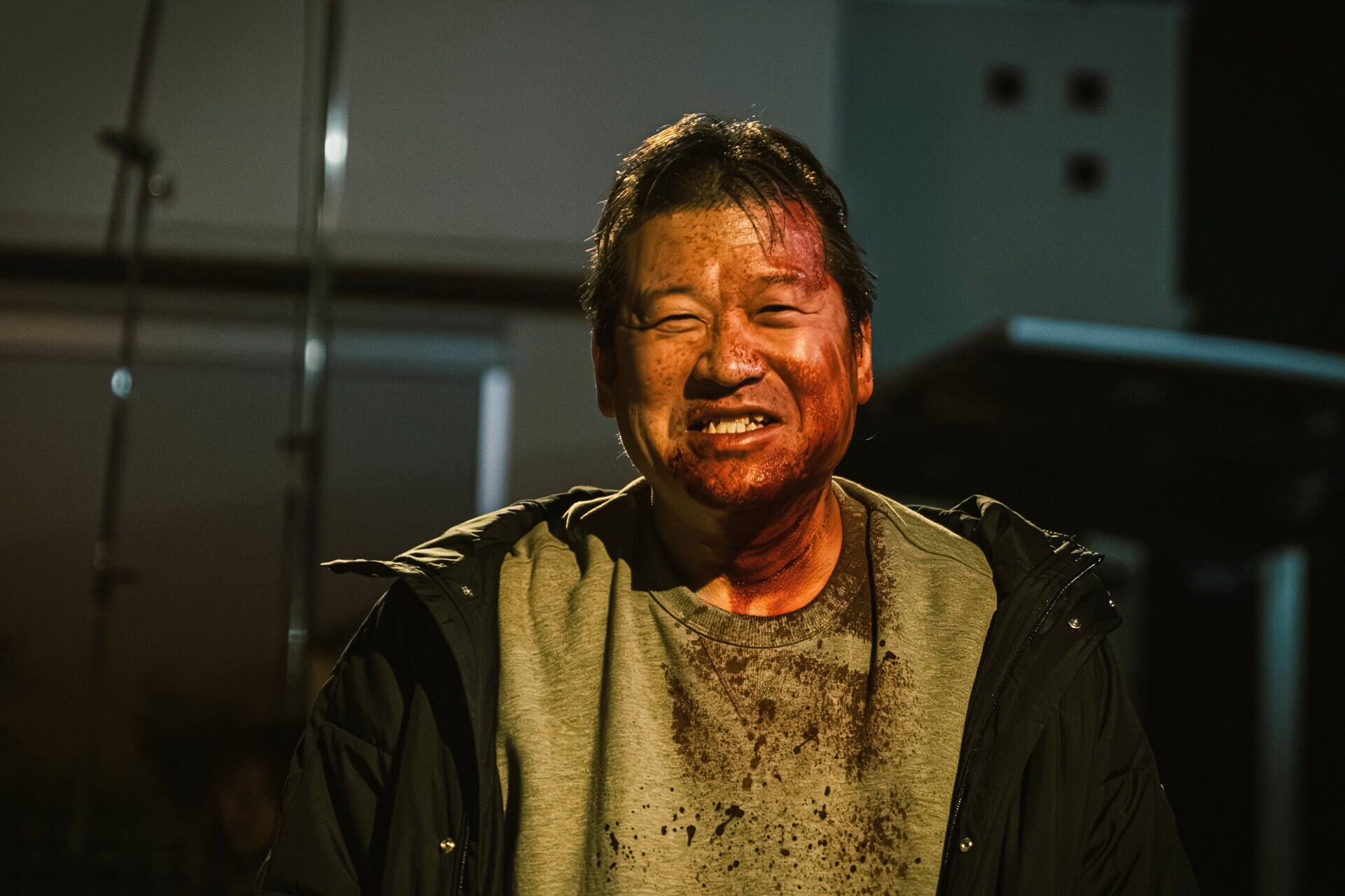 血まみれの佐藤二朗がにっこり、映画「名無し」メイキング映像＆写真解禁
