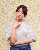 桜井玲香演じるカフェ店員
