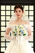 Vシネクスト「仮面ライダーカブト 20th 天を継ぐもの」より、馬場ふみか演じるゴン