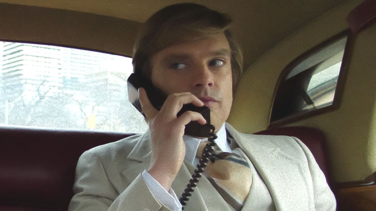 「アプレンティス：ドナルド・トランプの創り方」場面写真。セバスチャン・スタン演じる若き日のドナルド・トランプ