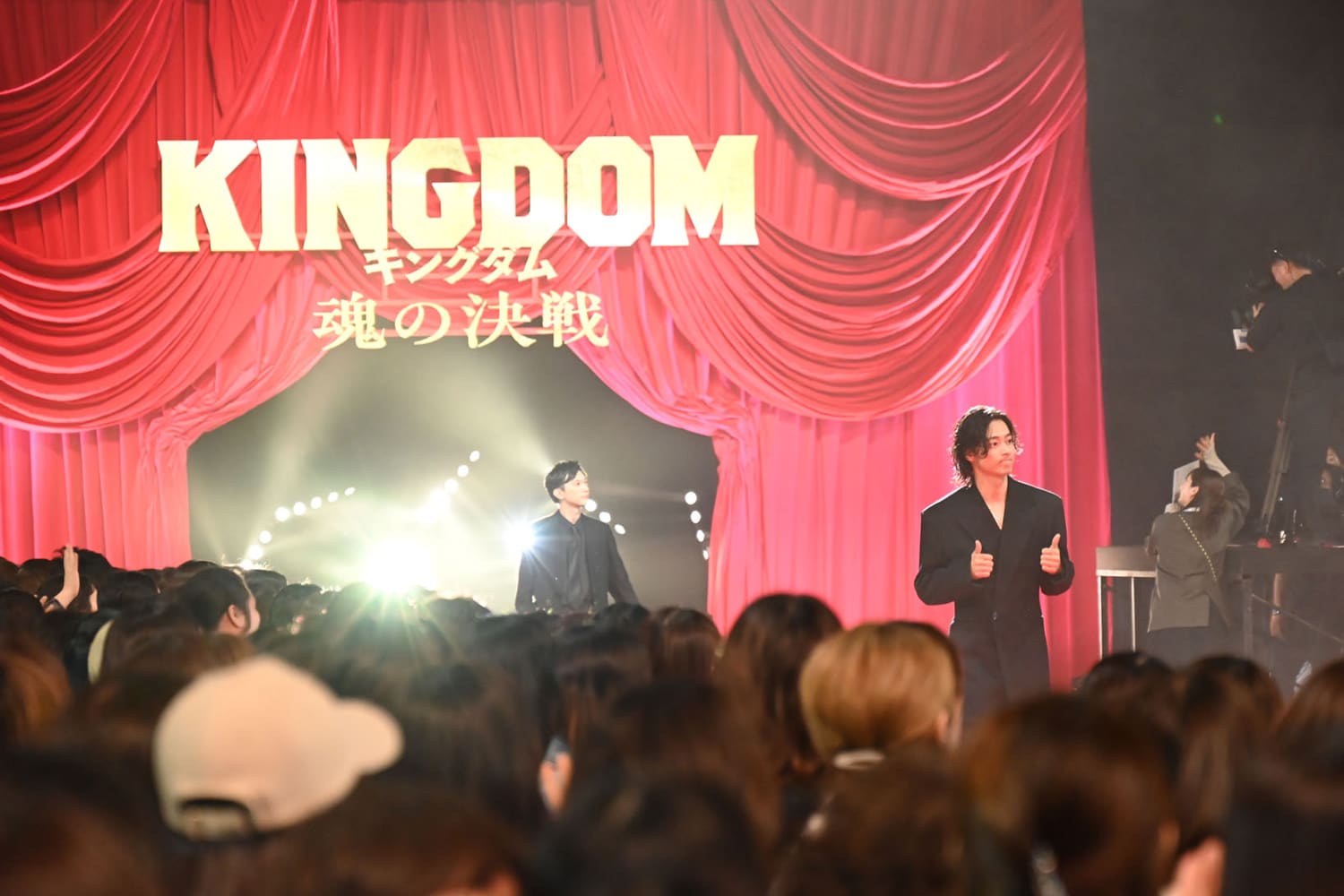 TOHOシネマズ 新宿オープン10周年記念、バーニングゴジラが限定カラー
