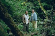 「箱の中の羊」メイキングカット。大悟（左）と綾瀬はるか（右）