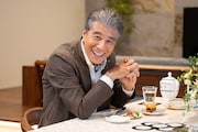 舘ひろし。彼の家にはまるでイギリスの家庭のようなティータイムがあったそう