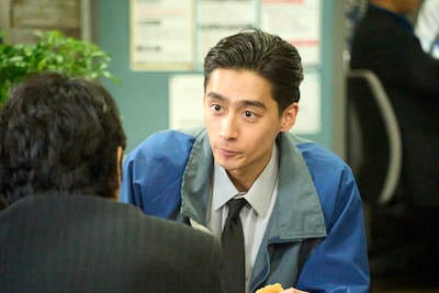 小池栄子主演のフジテレビ系火曜ドラマ「さよならノワール」より、濱尾ノリタカ演じる暴力団対策係の大野裕也