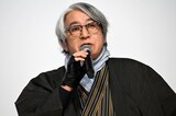 奈緒主演の映画「死ねばいいのに」完成披露上映舞台挨拶に登壇した京極夏彦