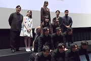 「NEW GROUP」山田杏奈と青木柚が初対面で組体操、ピエール瀧は騎馬戦の“上”に喜ぶ