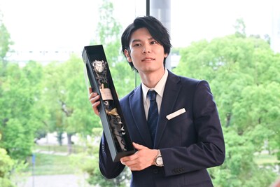フジテレビの月9ドラマ「サバ缶、宇宙へ行く」撮影現場にて、宇宙飛行士・奥山亨役の萩原利久