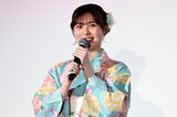 映画「山口くんはワルくない」の舞台挨拶に登壇した上原あまね