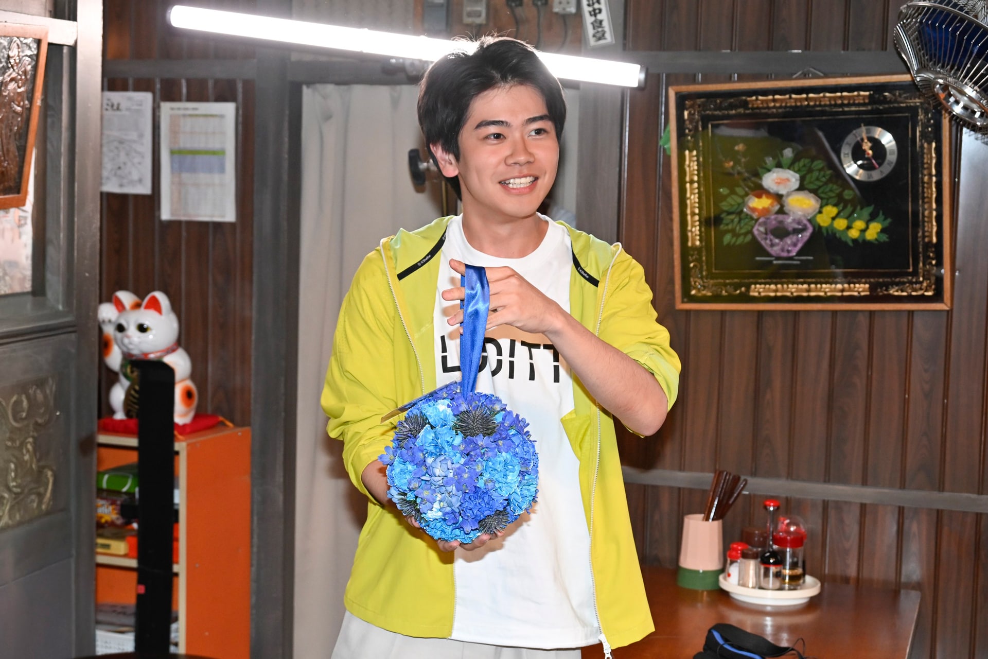 黒崎煌代がドラマ「サバ缶、宇宙へ行く」撮了、北村匠海＆山下永玖がサプライズで登場