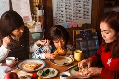 深川栄洋の監督作「あなたの息子ひき出します！」公開は10月、吉行和子や大森南朋の姿も