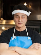ドラマ25「晩酌の流儀5 ～夏編～」でヤスを演じる本宮泰風