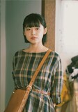橋本菜乃役の新帆ゆき