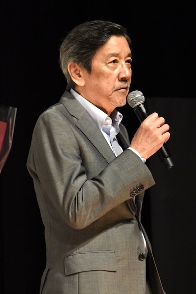 奥田瑛二